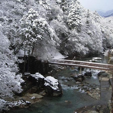 Shima-Onsen Toshimaya Nakanojo Esterno foto